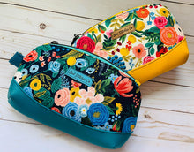 Load image into Gallery viewer, Custom Engraved Cork Bag Tags